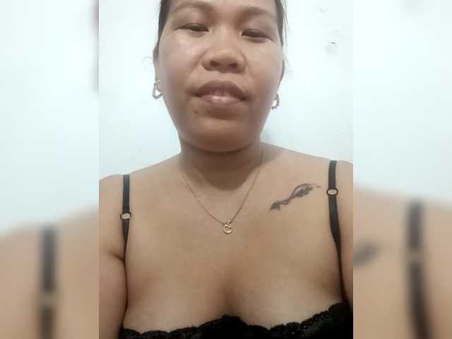 Bunnygreen's BongaCams show and profile