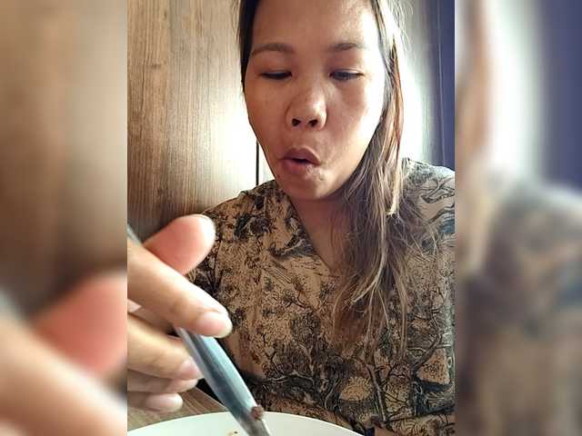 Bunnygreen's BongaCams show and profile