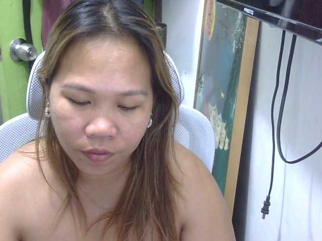 Bunnygreen's BongaCams show and profile