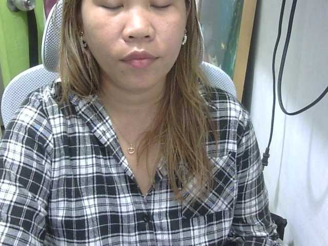 Bunnygreen's BongaCams show and profile