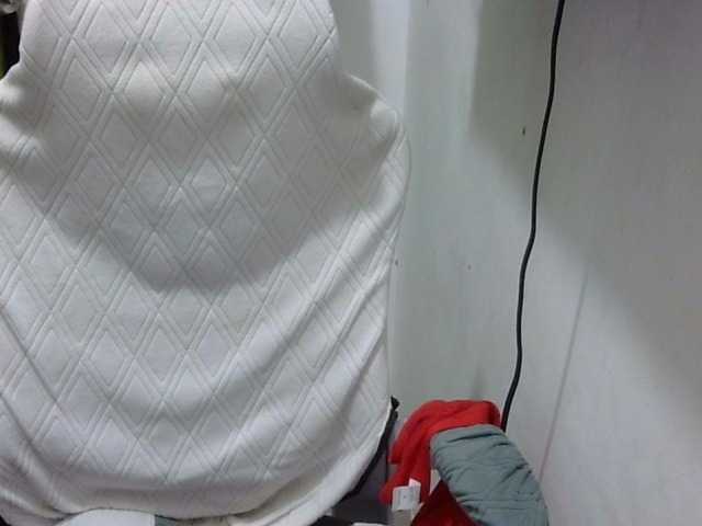 Bunnygreen's BongaCams show and profile