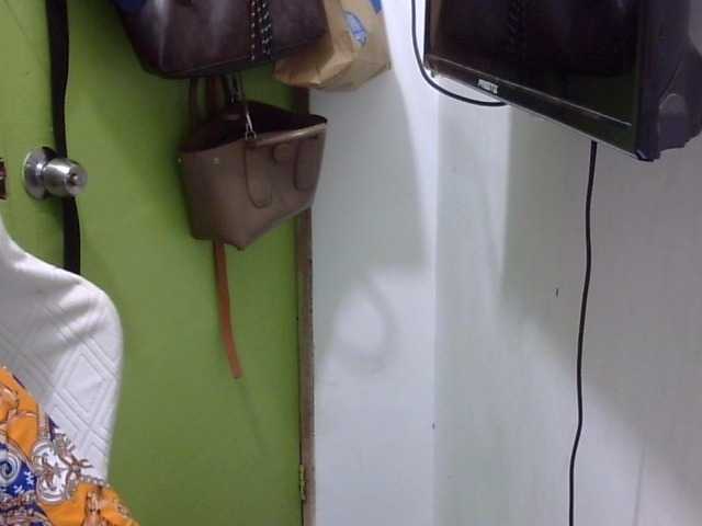 Bunnygreen's BongaCams show and profile