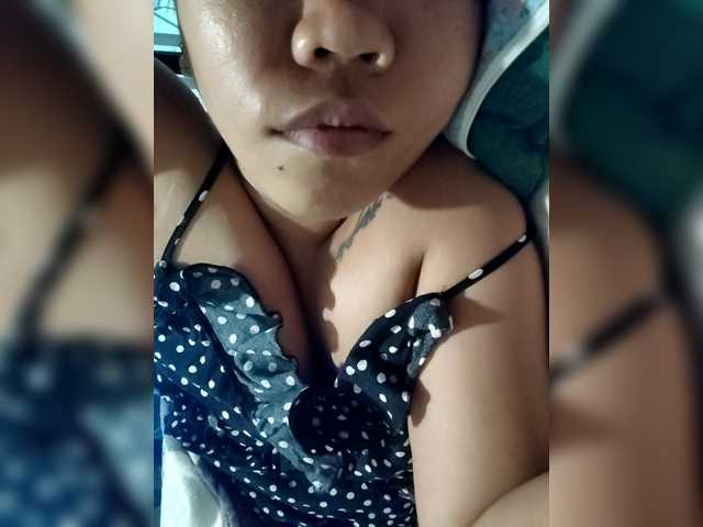 Bunnygreen's BongaCams show and profile