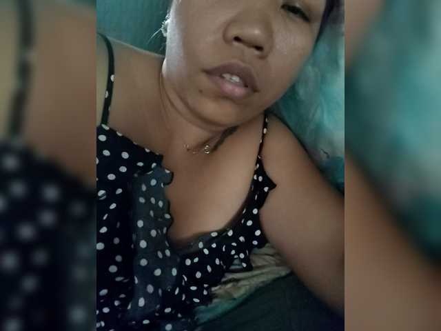 Bunnygreen live cam profile