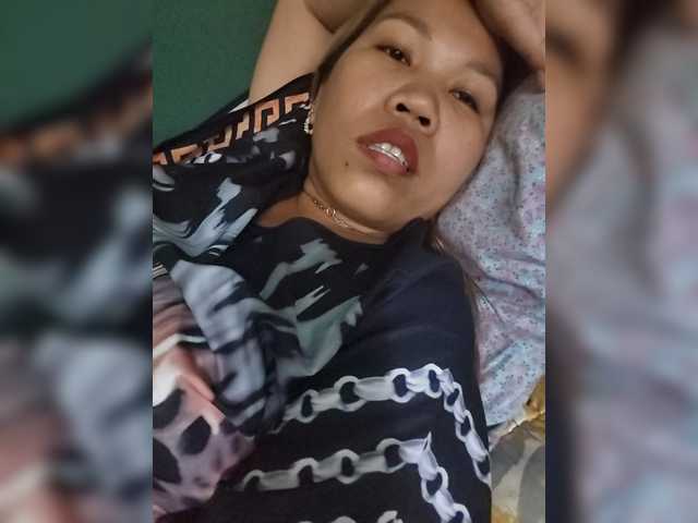 Bunnygreen's BongaCams show and profile