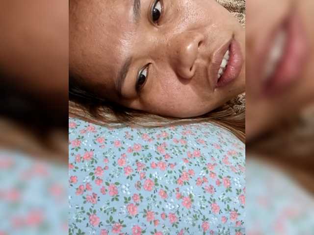 Bunnygreen's BongaCams show and profile