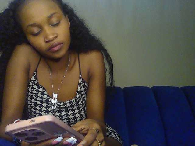  Sierraxoxox chat room