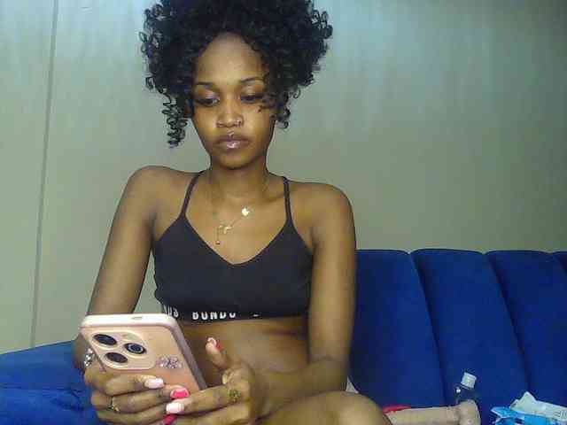 Sierraxoxox webcam