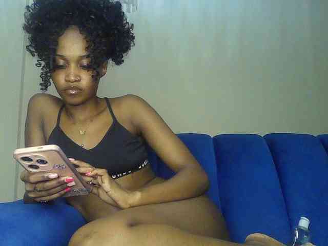 Sierraxoxox webcam