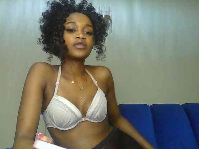 Sierraxoxox webcam