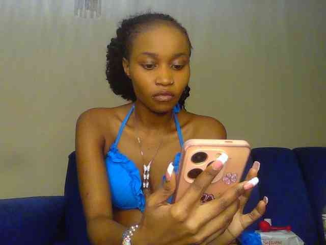 Sierraxoxox webcam