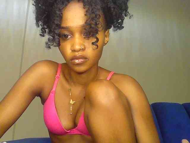 Sierraxoxox webcam