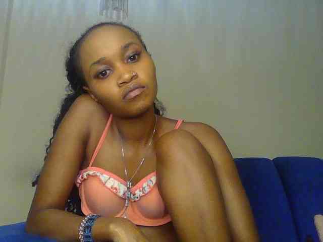 Sierraxoxox webcam