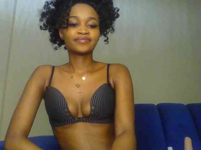 Sierraxoxox webcam