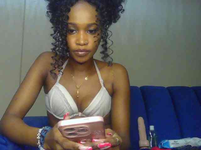 Sierraxoxox webcam