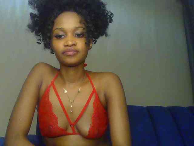 Sierraxoxox webcam
