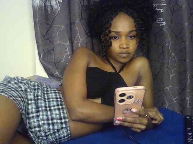 Sierraxoxox webcam