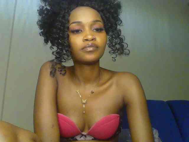 Sierraxoxox webcam