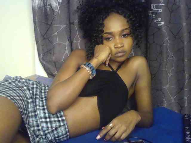 Sierraxoxox webcam