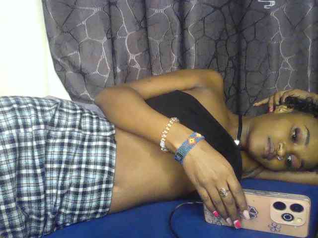 Sierraxoxox webcam