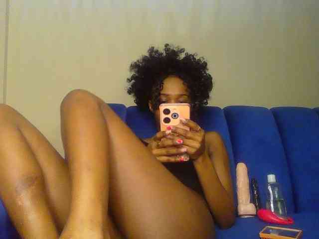Sierraxoxox webcam