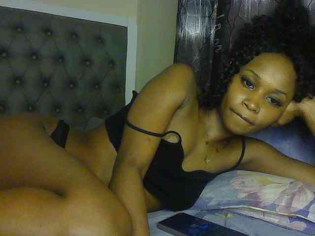 Sierraxoxox webcam