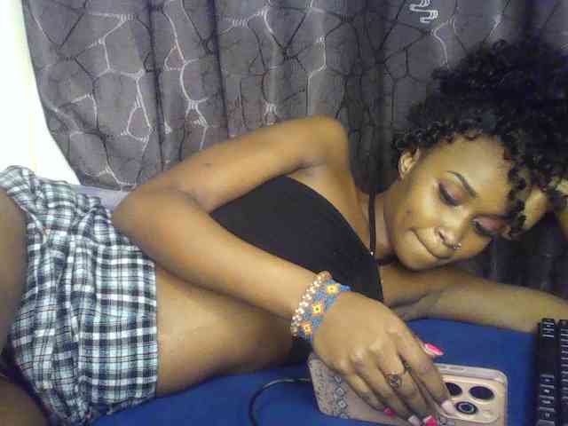 Sierraxoxox webcam