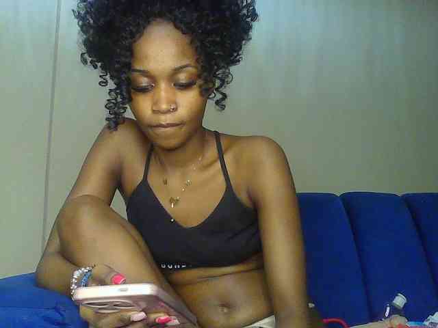 Sierraxoxox webcam