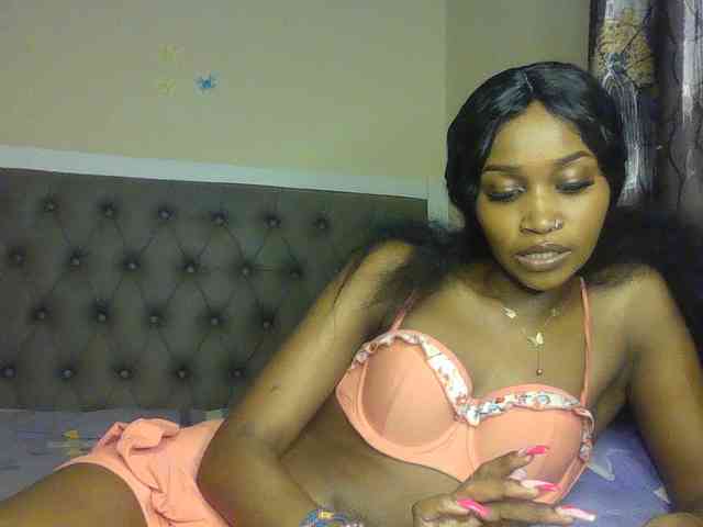 Sierraxoxox webcam