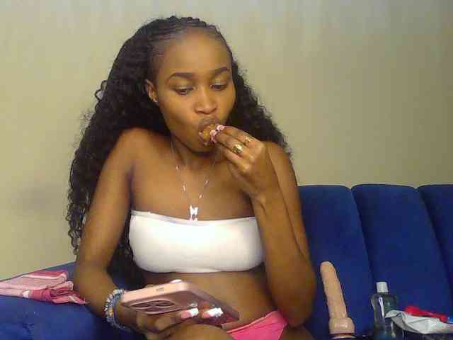Sierraxoxox webcam