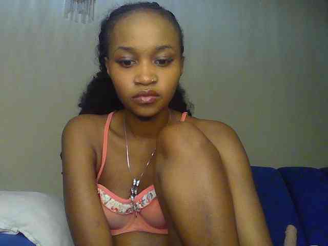 Sierraxoxox webcam
