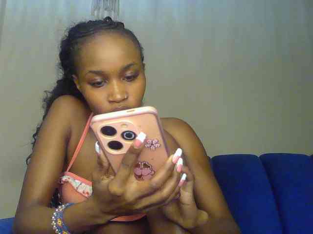 Sierraxoxox webcam