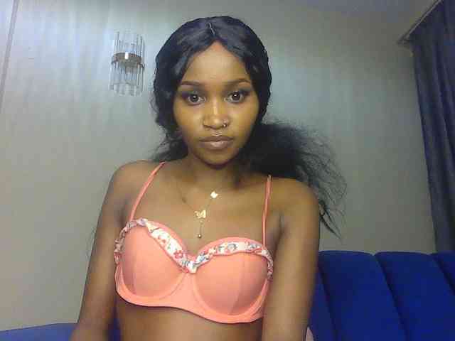 Sierraxoxox webcam