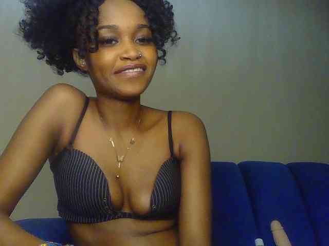 Sierraxoxox webcam