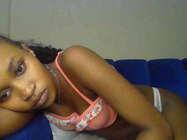 Sierraxoxox webcam