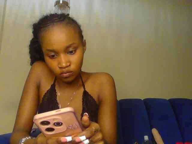 Sierraxoxox webcam
