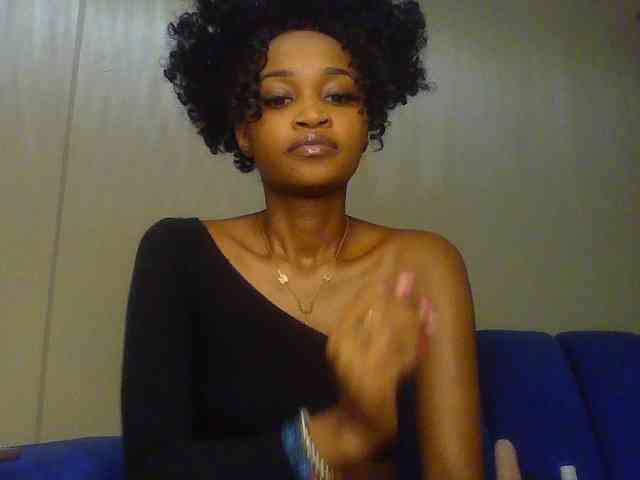 Sierraxoxox webcam
