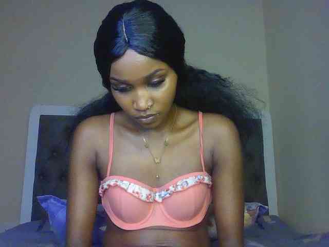 Sierraxoxox webcam