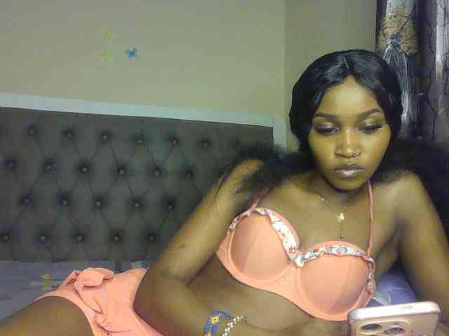 Sierraxoxox webcam