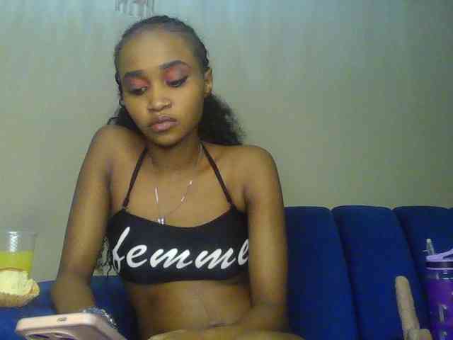 Sierraxoxox webcam
