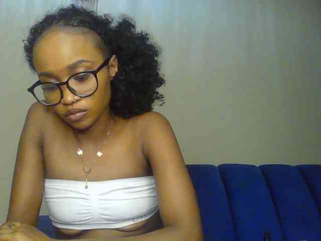 Sierraxoxox webcam