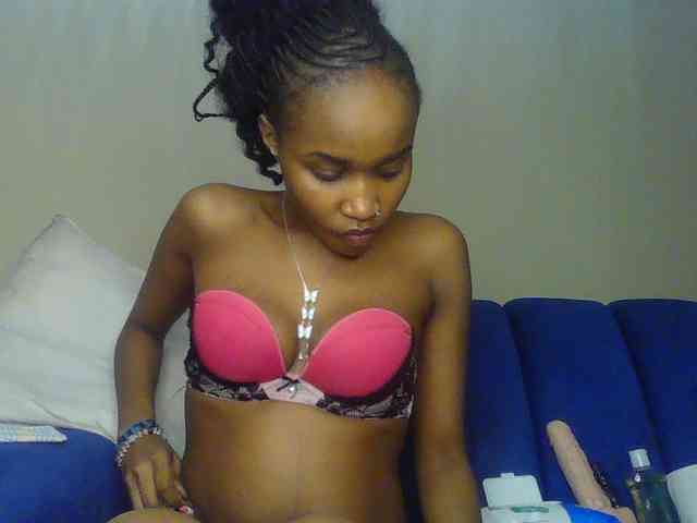 Sierraxoxox webcam