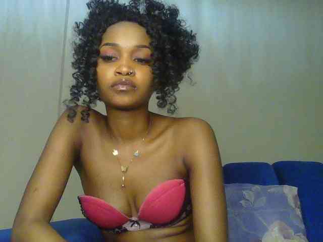 Sierraxoxox webcam