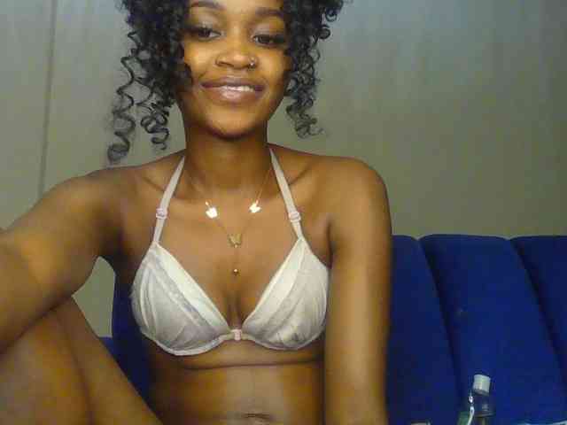 Sierraxoxox webcam