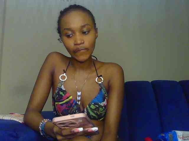 Sierraxoxox webcam