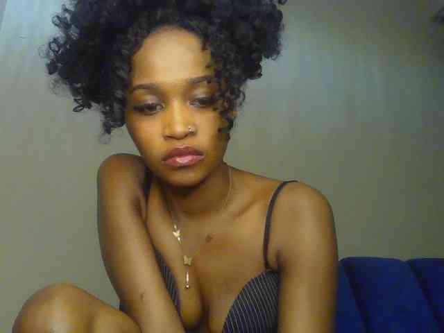 Sierraxoxox webcam