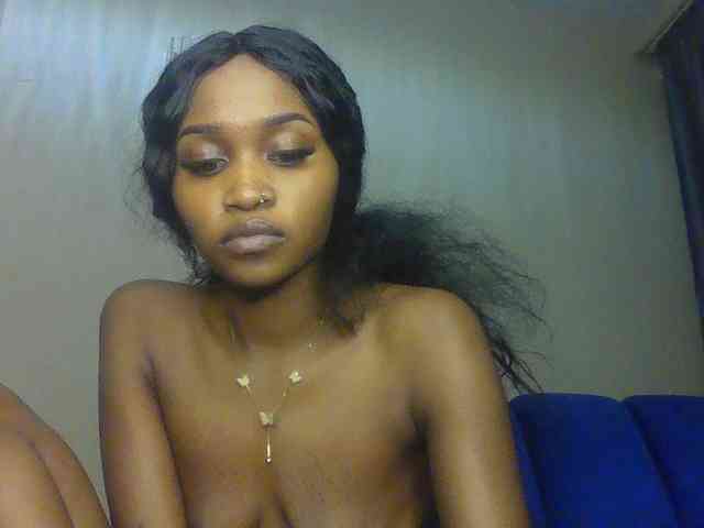 Sierraxoxox webcam