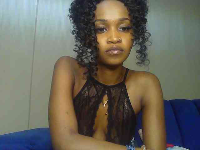 Sierraxoxox webcam