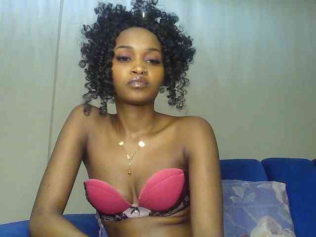 Sierraxoxox webcam