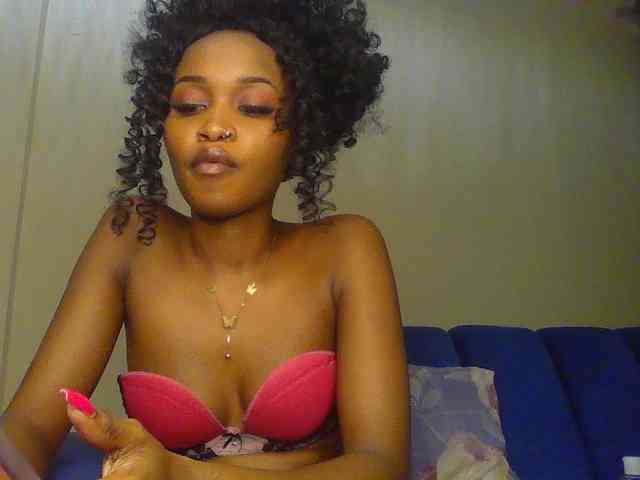 Sierraxoxox webcam